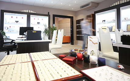 FEIL EXKLUZÍV BEMUTATÓTEREM